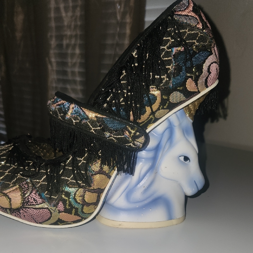 Irregular Choice Black and Gold Heels with Unicorn Design - Picture 4 of 9